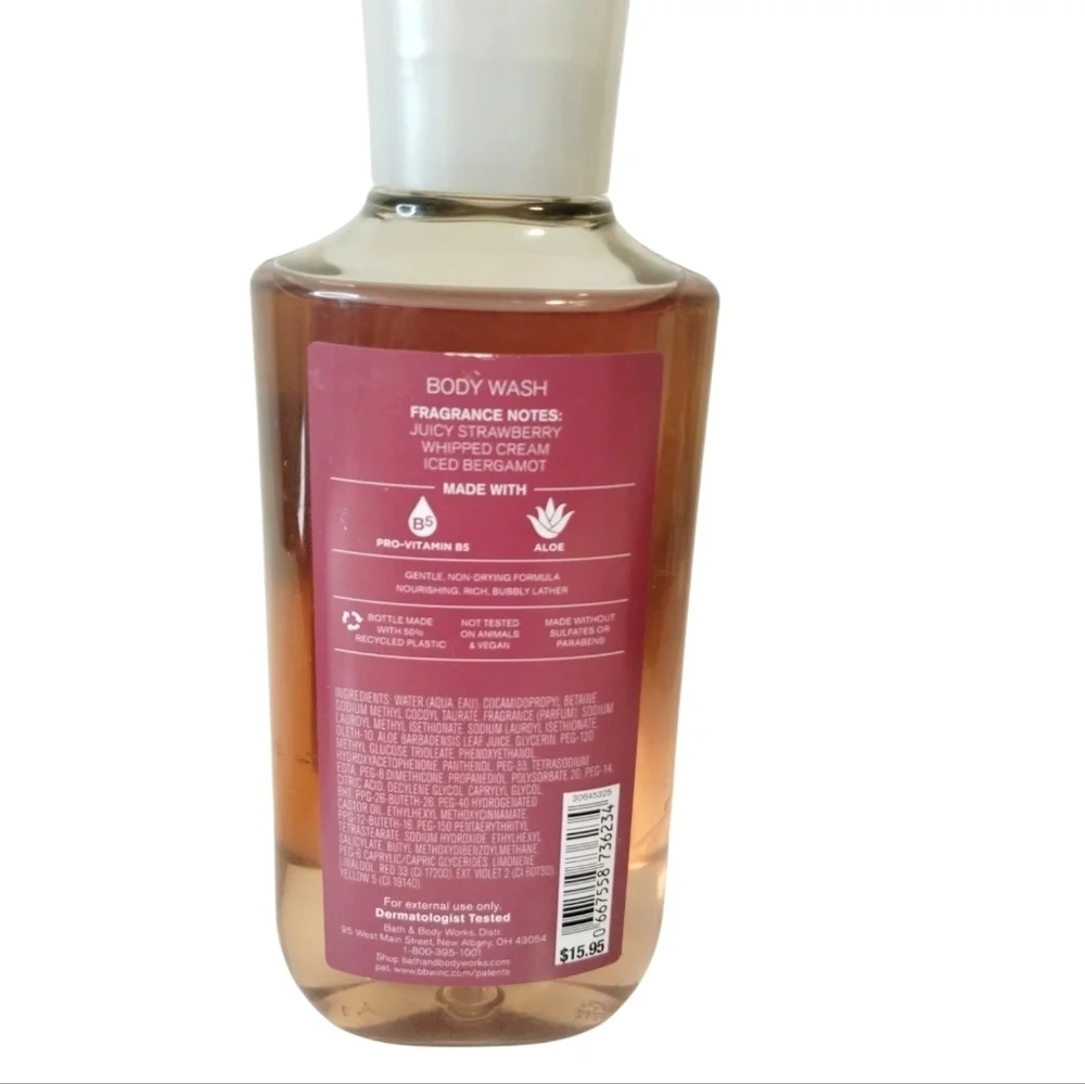 STRAWBERRY SNOWFLAKES Bath and Body‎ Works Body Wash SALE 3x $33